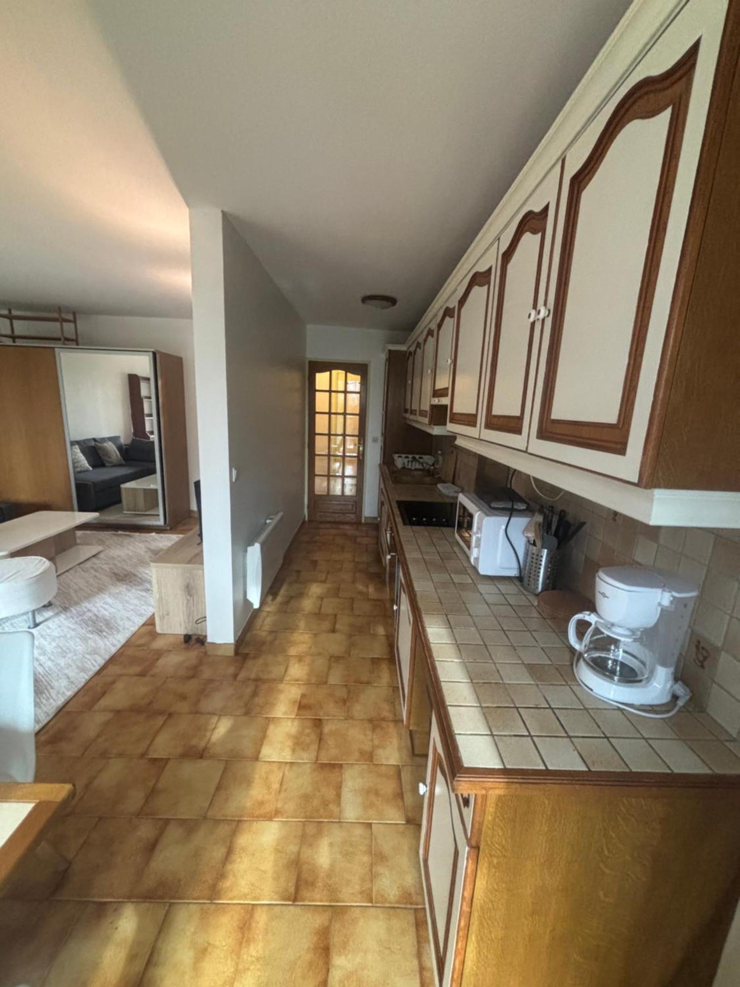 Apartament F2 Avec Terrasse, Parking Gratuit Guyancourt Zewnętrze zdjęcie